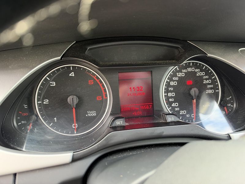 Audi A4 2,0 TDI  - fotka 6 z 8