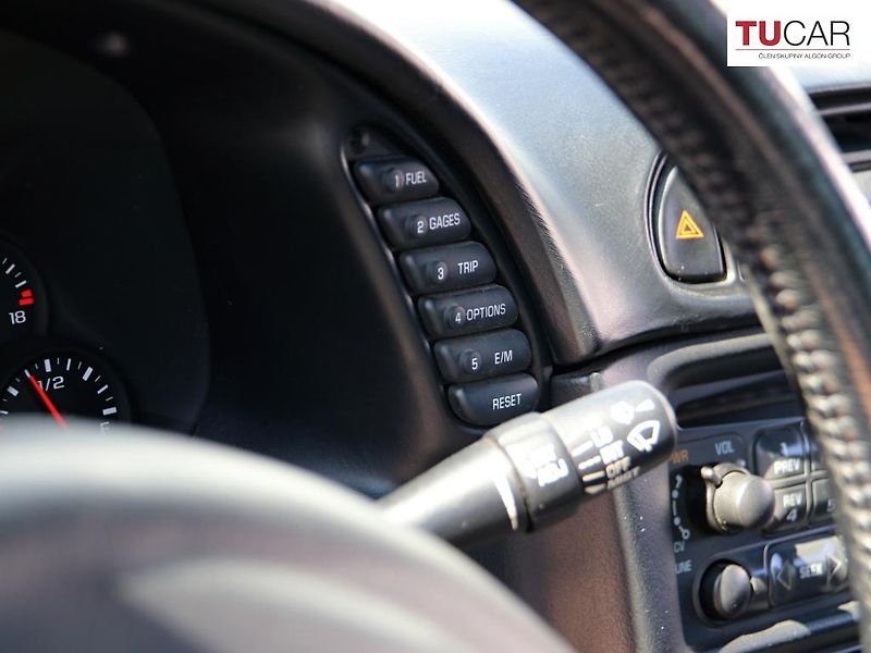 Chevrolet Corvette (2002) 5.7 V8 Targa  - fotka 16 z 22