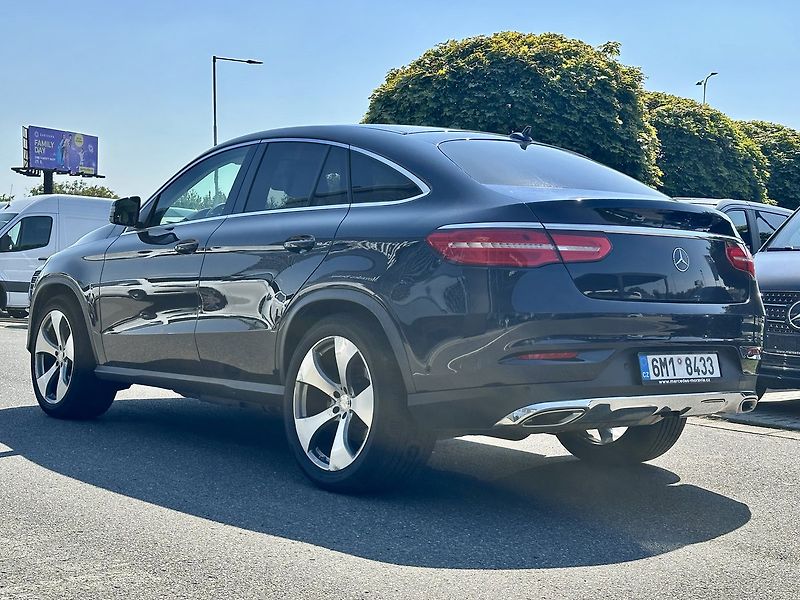 Mercedes-Benz GLE (2017) 400 4MATIC Kupé - fotka 5 z 35