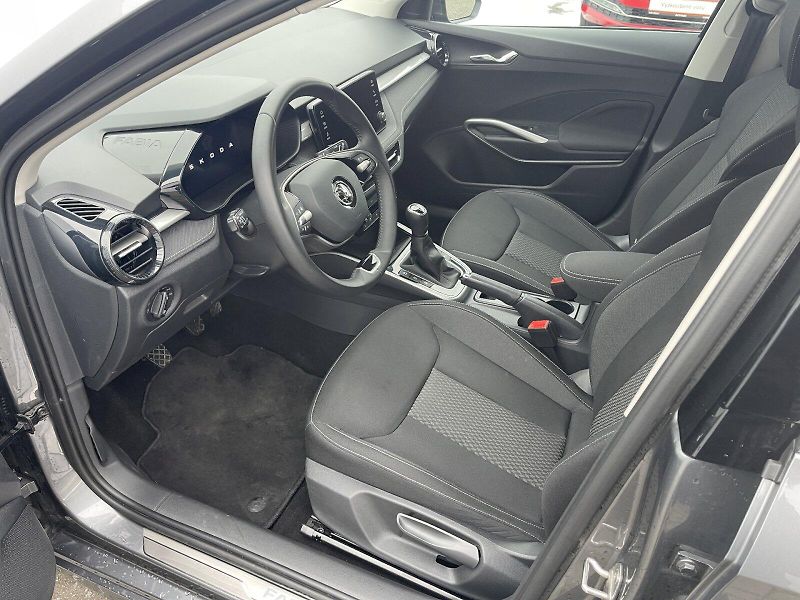 Škoda Fabia (2024) 1.0 TSI / 85 kW Top Selection - fotka 7 z 30