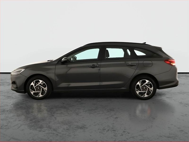 Hyundai i30 (2024) Smart 1.0 T-GDI, ČR,1.maj - fotka 3 z 13