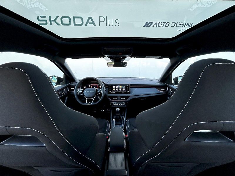 Škoda Scala (2025) 1.0 TSI 85kW MP6 Monte Carlo - fotka 34 z 35