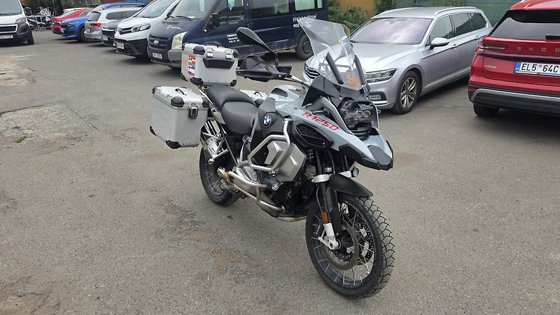 BMW R 1250 GS Adventure (2022) - fotka 13 z 13