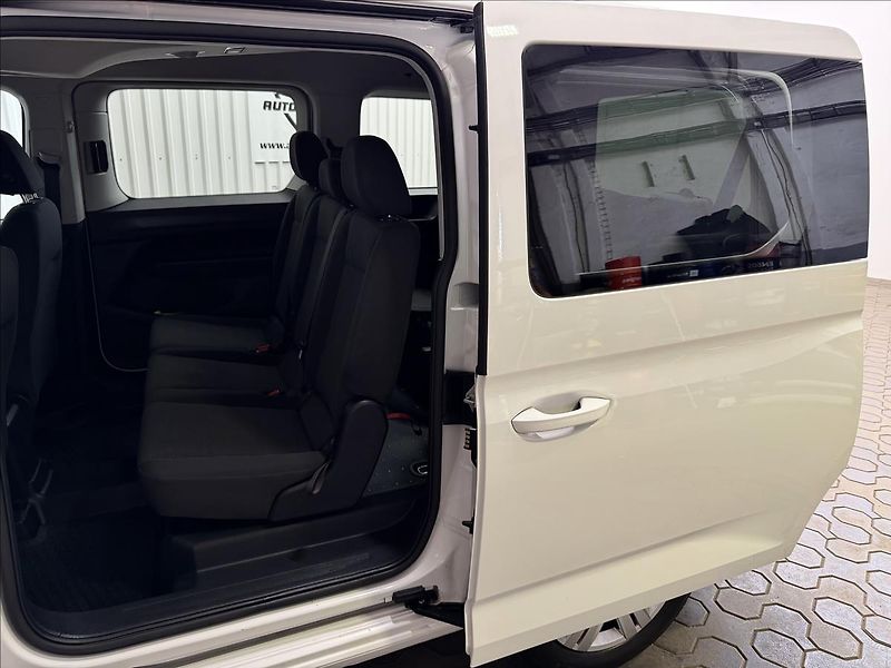 Volkswagen Caddy MAXI 1.5TSI 7MÍST 1.MAJITEL - fotka 26 z 37