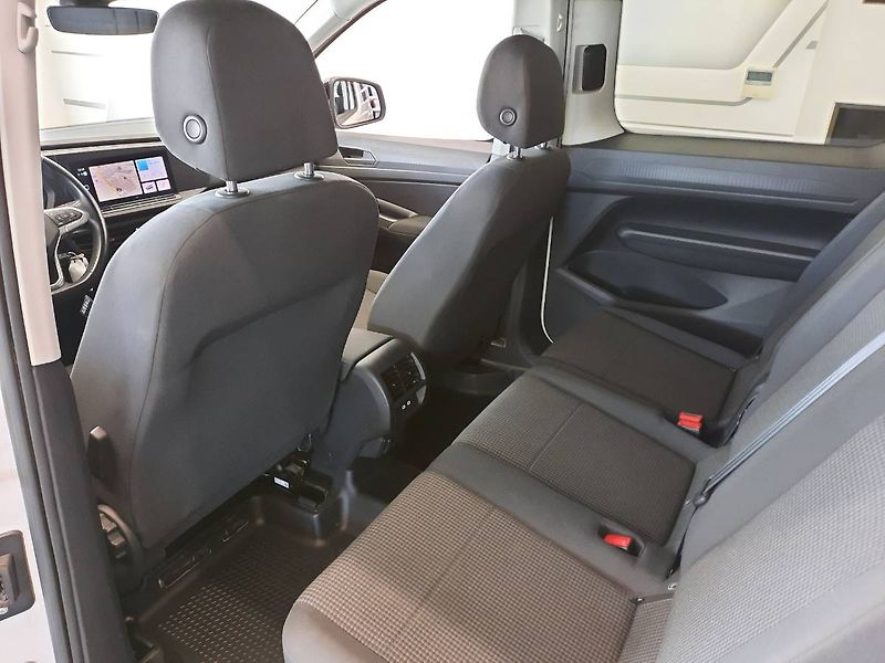 Volkswagen Caddy (2022) Maxi 2.0 TDI (90kW/122k) DSG - fotka 8 z 23