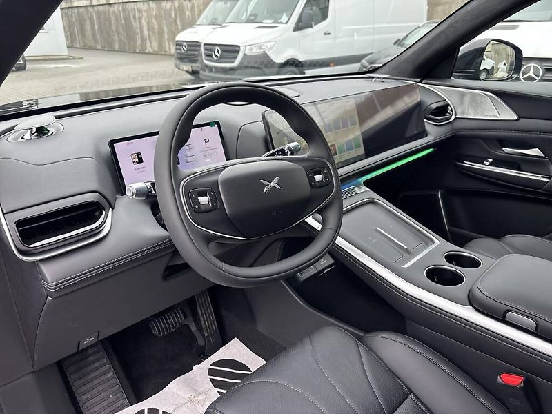 Xpeng G9 (2026) AWD Performance Pro - fotka 14 z 15