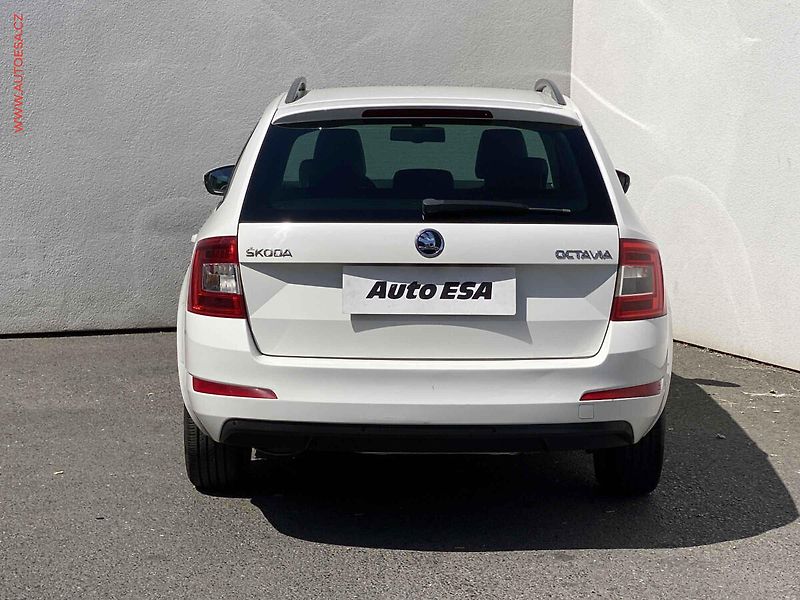 Škoda Octavia (2014) 1.4 TSi, Style, DSG - fotka 5 z 16