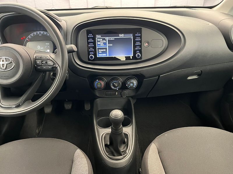 Toyota Aygo X 1.0 VVT-i 53 kW ZAMLUVENO - fotka 13 z 50