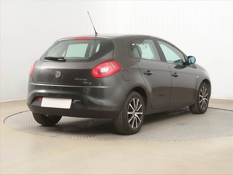 Fiat Bravo (2008) 1.4 16V, ČR,1.maj, po STK - fotka 5 z 15