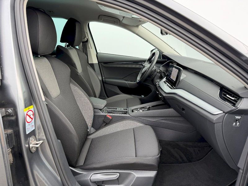 Škoda Octavia (2023) Combi 2.0 TDI 110kW DSG Tour - fotka 28 z 35