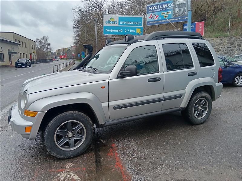 Jeep Cherokee 2,8 CRD - fotka 5 z 20