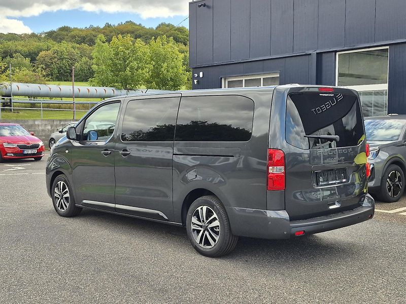 Peugeot Traveller (2026) Allure L3 2.2BlueHDi 180k EAT8 - fotka 4 z 29