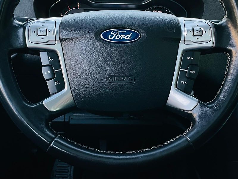 Ford Galaxy 2.0TDCi MAN 7MÍST KAMERA TAŽNÉ - fotka 24 z 45