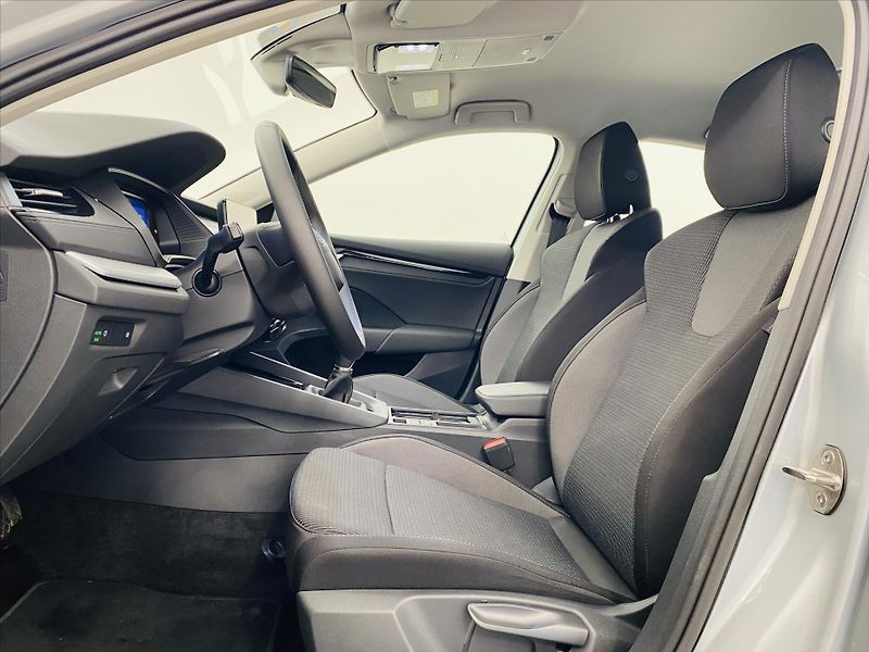 Škoda Octavia 1,5 TSI 110kW Selection - fotka 5 z 26