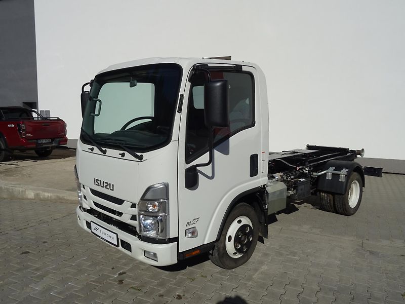 Isuzu M27 (2026) 3,0L, hákový nosič kontejnerů - fotka 3 z 35