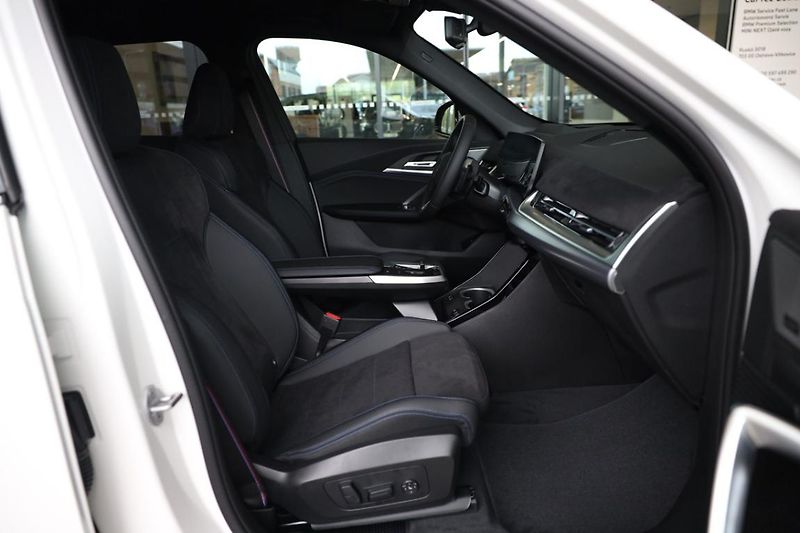 BMW X1 xDrive23d - fotka 14 z 17