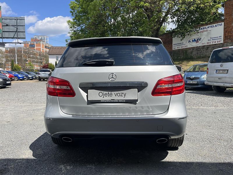 Mercedes-Benz Třídy B (2013) 2,0i 135 Kw 4X4 SPORT - fotka 6 z 18