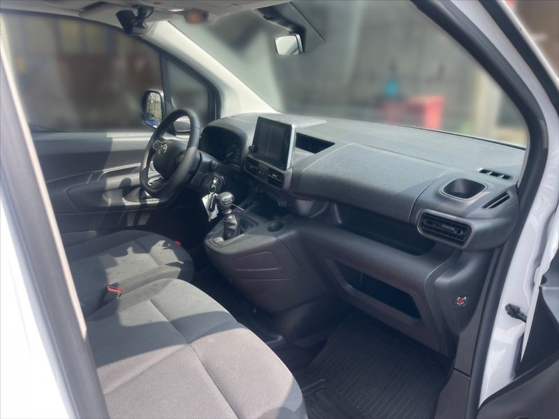 Toyota ProAce City 1,5 D4D LWB CC Ac mrazák -20°C - fotka 9 z 11