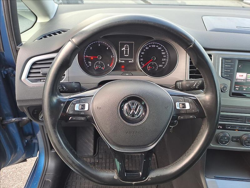 Volkswagen Golf Sportsvan 1,6 TDI 81kW, KOUPENO V CZ,DPH - fotka 12 z 19