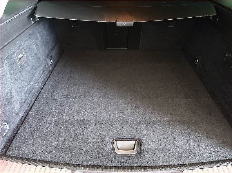 Opel Insignia (2013) 2.0 CDTI, Navi, Xenony - fotka 13 z 16