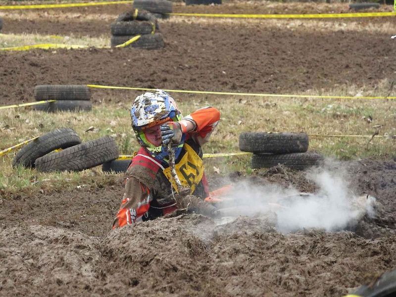 V Autokempu Karvánky v Soběslavi na Táborsku se v sobotu 17. února 2024 jel oblíbený závod Off-road fichtel day.