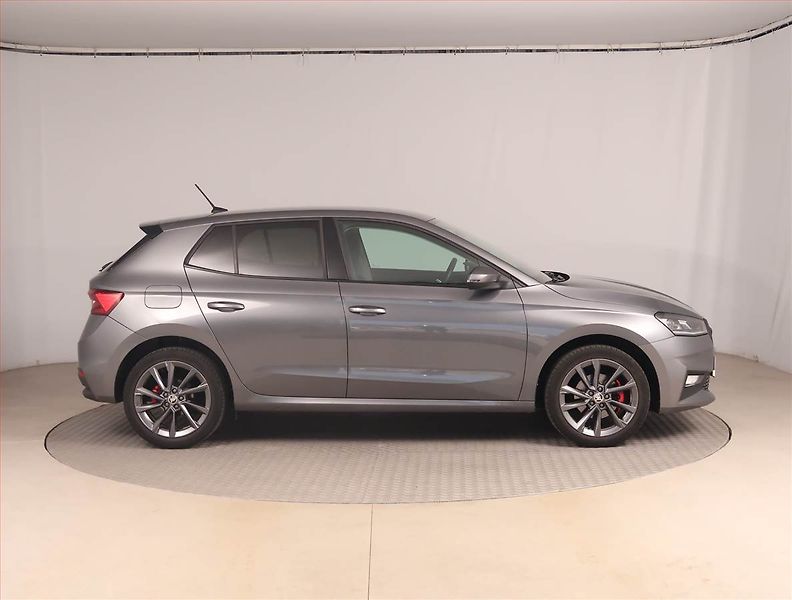 Škoda Fabia (2022) Ambition Plus 1.0 TSI, ČR - fotka 6 z 20