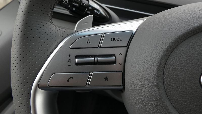 Hyundai Staria 2.2 CRDi Luxury 4x4 Auto - fotka 13 z 32