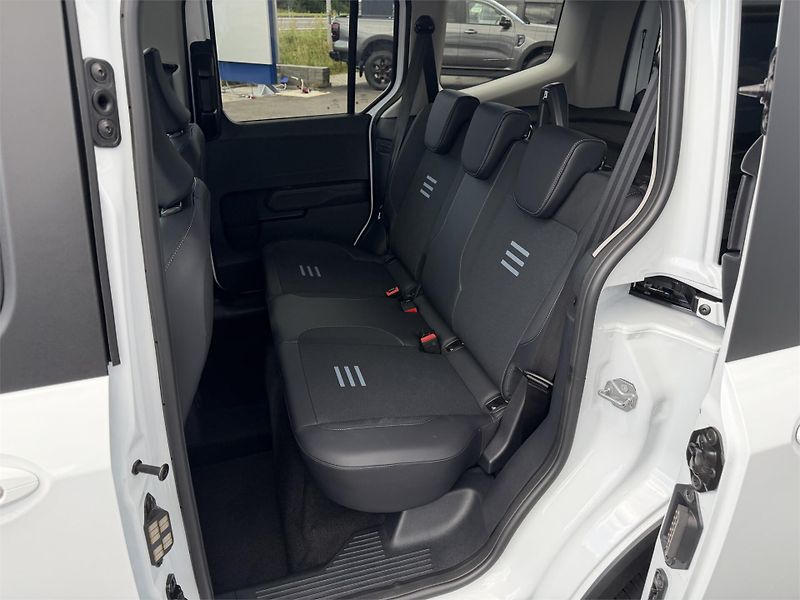 Ford Tourneo Courier (2026) Active, Tourneo, 1.0 EcoBoost - fotka 12 z 20