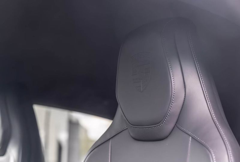 Porsche Taycan Sport Turismo ACC 360 BOSE Mat - fotka 11 z 20