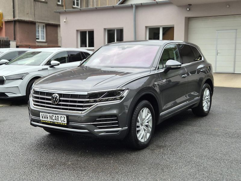 Volkswagen Touareg 3,0TDi 170kw 4x4 DSG TZ 19ALU - fotografie inzerátu