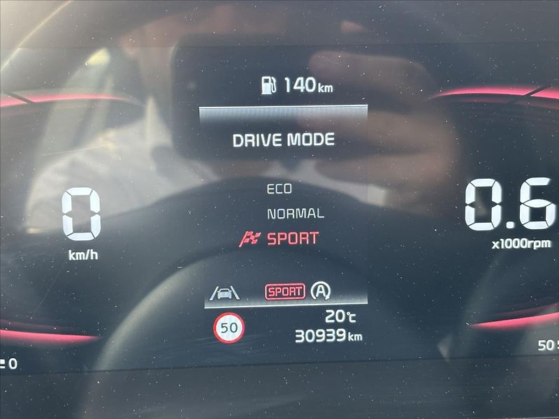 Kia Sportage 1,6 TGDi Exclusive ZÁRUKA NAVI - fotka 43 z 44