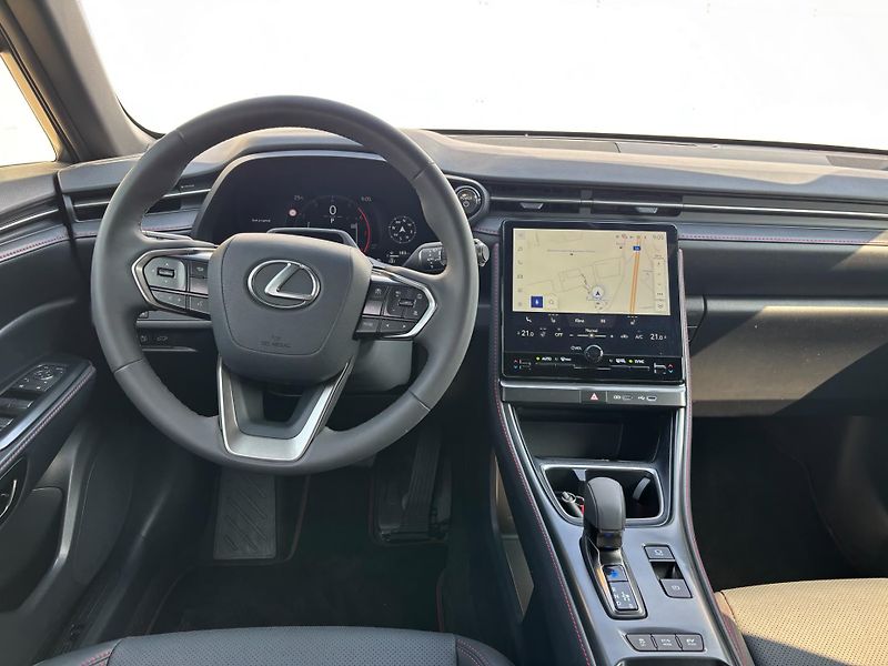 Lexus LBX 1.5 HSD e-CVT Emotion Tech - fotka 5 z 27