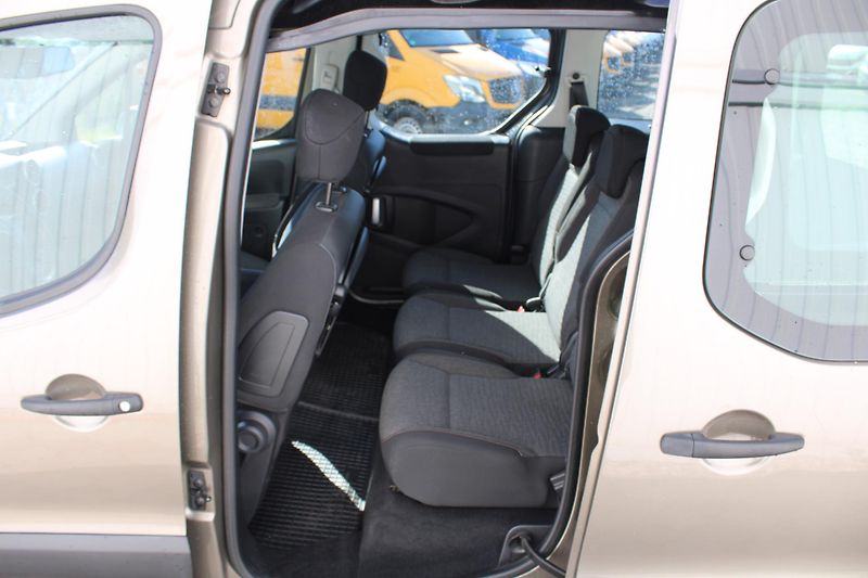 Citroën Berlingo 1,6 HDI Multispace Automat - fotka 9 z 21