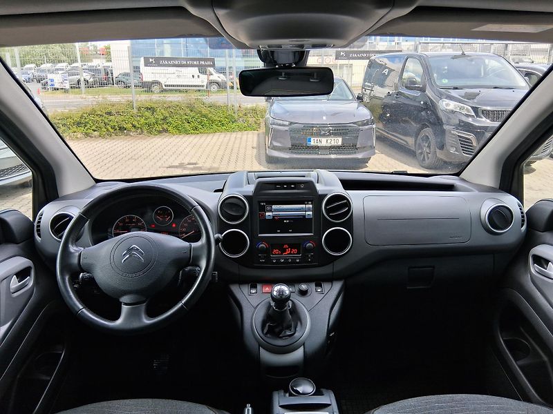 Citroën Berlingo SHINE 1.6 VTi 88 kW - fotka 2 z 21