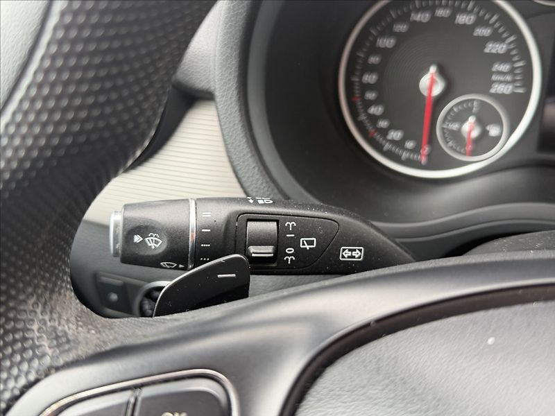 Mercedes-Benz Třídy B 180CDI NAVI AUTOMAT - fotka 16 z 29
