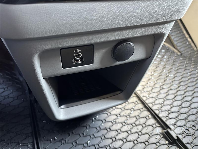 Ford Tourneo Custom 2,0 125kW Titanium X AWD L1 - fotka 46 z 49