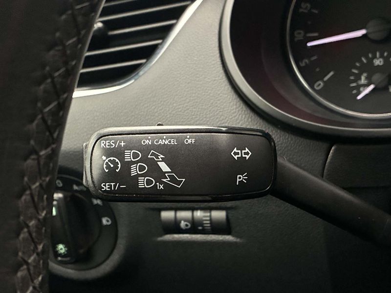 Škoda Octavia 1,6 TDI 81kW Aut.klima Tempo - fotka 15 z 27