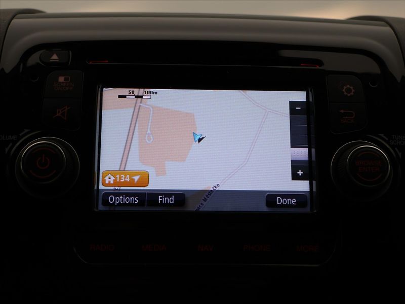 Citroën Jumper 2,0 HDi 120kW 8-Míst DPH Klima - fotka 22 z 31