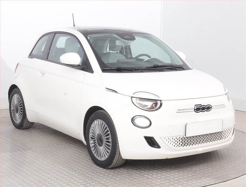 Fiat 500e (2021) 42 kWh, SoH 93%, Automat - fotka 1 z 20