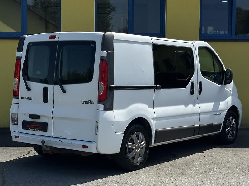 Renault Trafic (2009) 2.0dCi/84kW * KLIMA * 6.Míst  - fotka 4 z 24