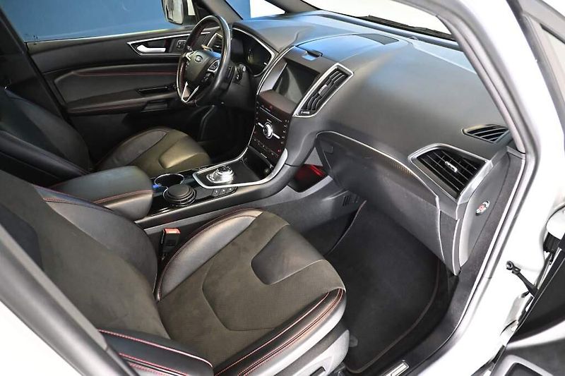 Ford S-MAX (2020) 2.0 ST-LINE 7 Míst LED ACC Web - fotka 10 z 38