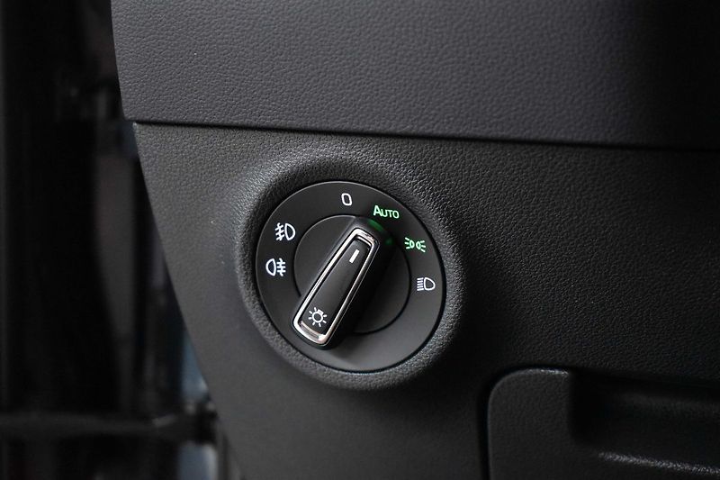 Škoda Karoq 1.5TSI DSG*STYLE+*KAMERA*ČR 1M - fotka 17 z 40