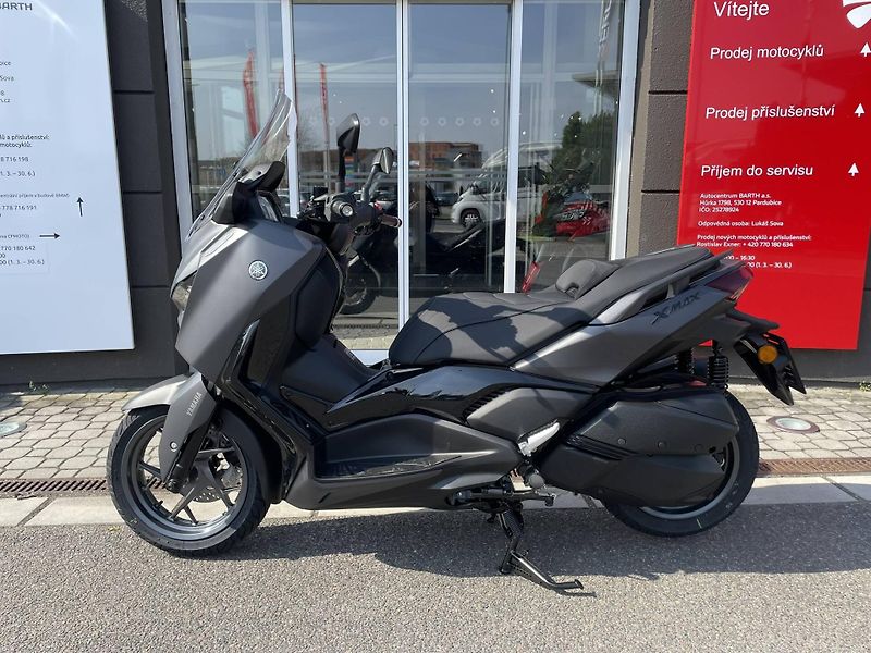 Yamaha (2026) XMAX 300 Tech Max EU5+ - fotka 7 z 12