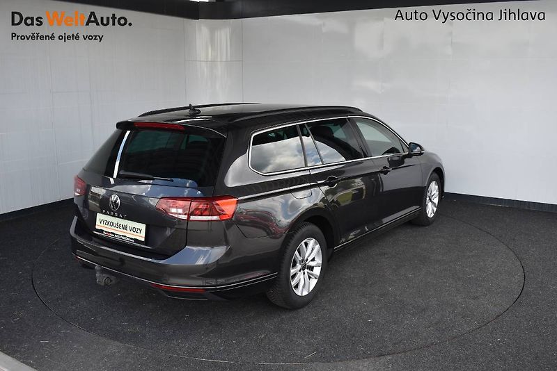Volkswagen Passat Variant (2023) 1.5TSI 110kW DSG,Závěs - fotka 2 z 22