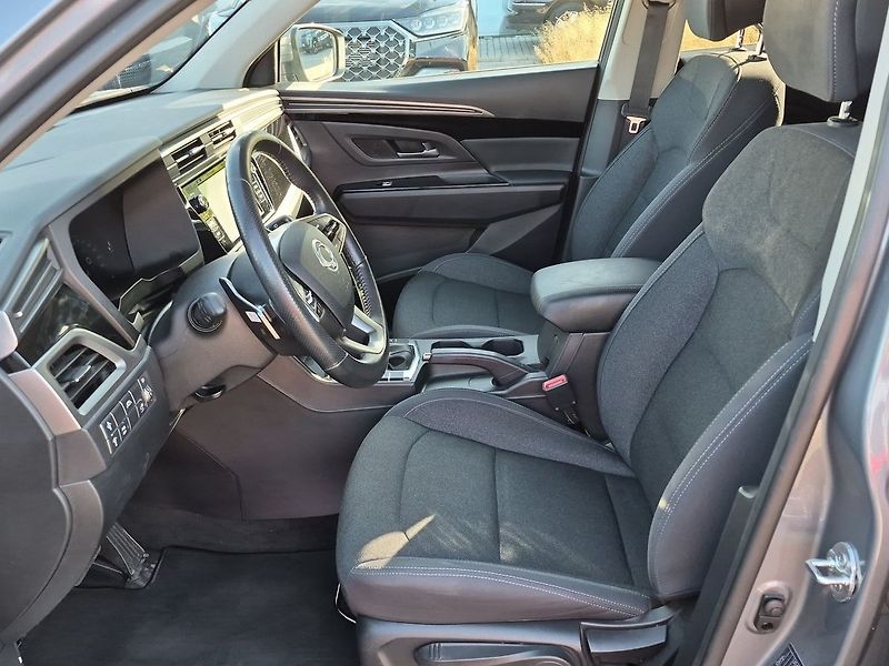 SsangYong Korando Style 1.5 Turbo 120kw A/T - fotka 9 z 24