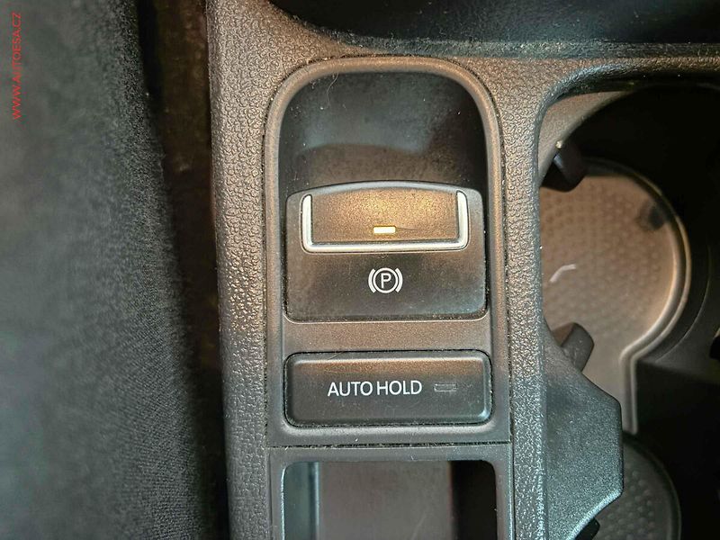 Volkswagen Tiguan (2014) 2.0 TDi 4x4, CUP, DSG, panor - fotka 17 z 17