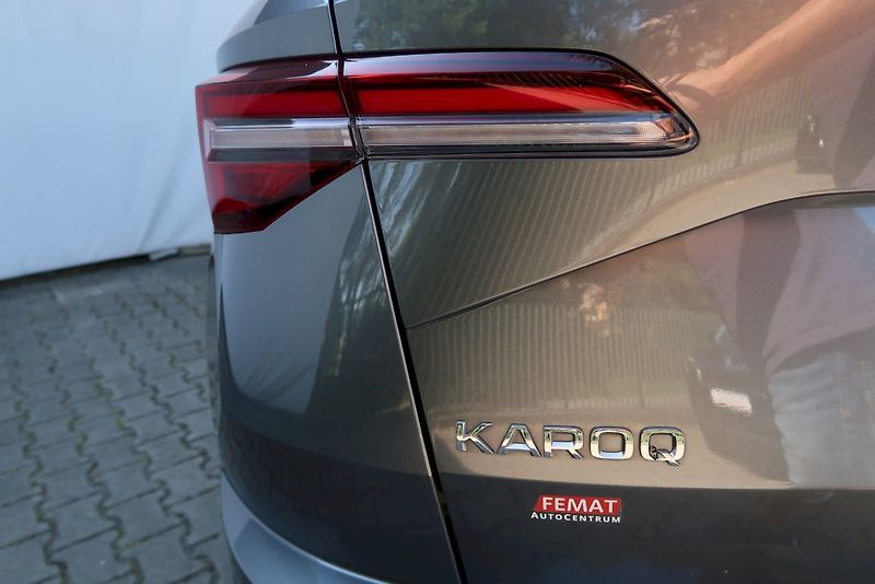 Škoda Karoq (2025) Top Selection 1.5 TSI 110 kW D - fotka 12 z 28