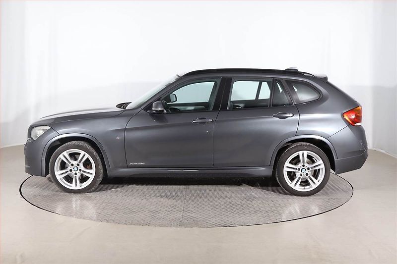 BMW X1 (2014) M Sport xDrive18d, 4X4 - fotka 3 z 24