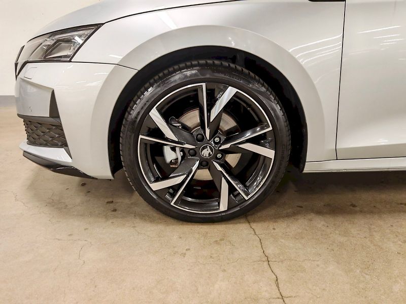 Škoda Octavia (2025) Combi 2.0 TDI 110 kW DSG Sport - fotka 30 z 30