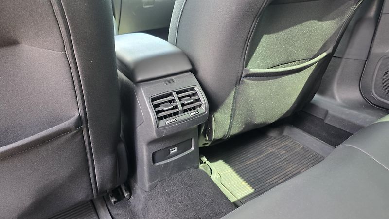 Citroën C4 (2021) FEEL, Odpočet DPH, serv. kniha - fotka 26 z 38